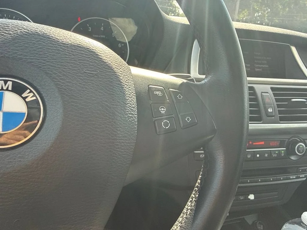 Used 2013  BMW xDrive35i image 18