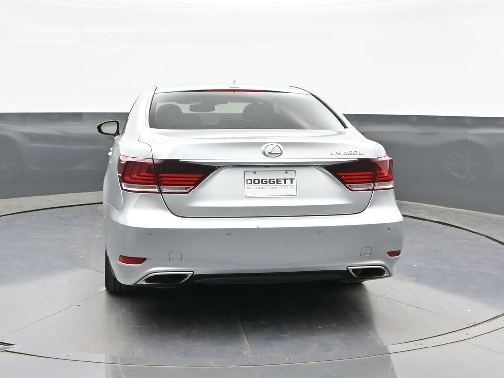 Used 2013 Silver Lexus 460 L image 8