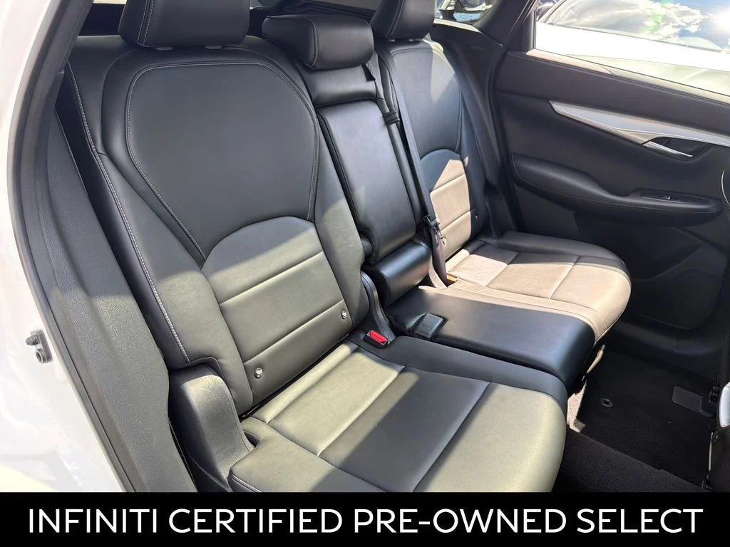 Certified Used 2020 Majestic White INFINITI LUXE image 35