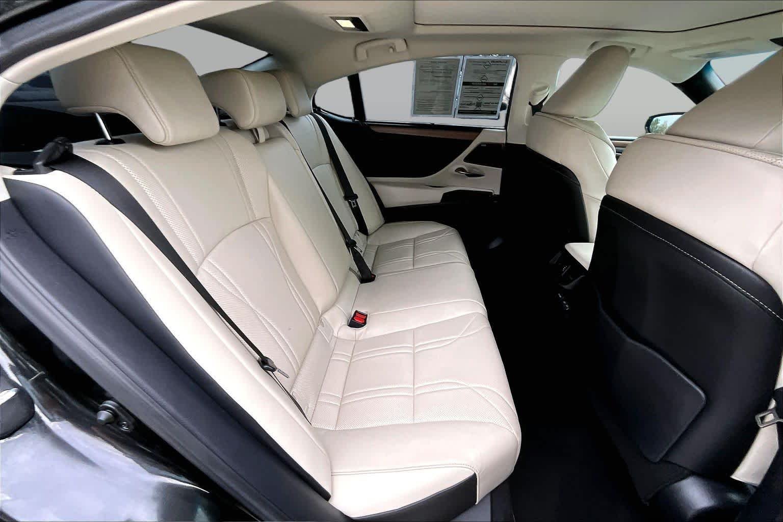 Used 2025 Caviar Lexus Ultra Luxury image 20