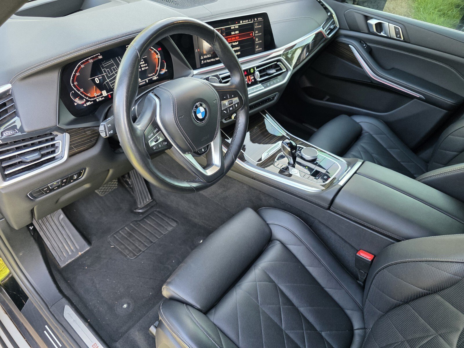 Used 2023 Jet Black BMW xDrive40i image 11