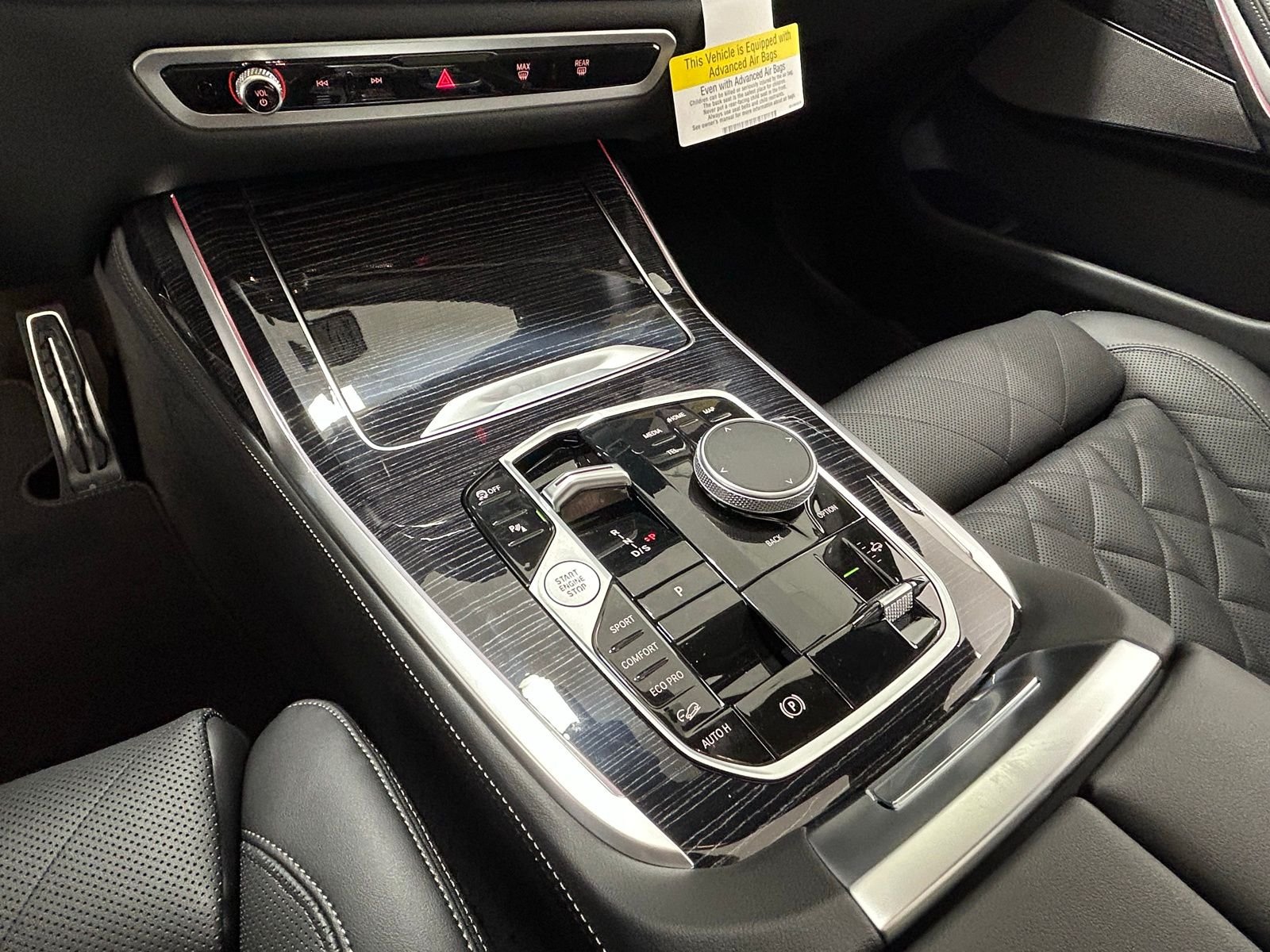 New 2026 Skyscraper Grey Metallic BMW xDrive40i image 36