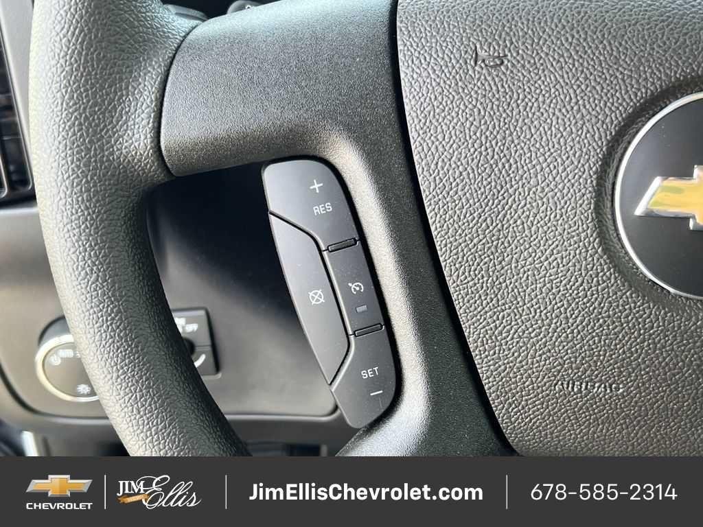 2025 Chevrolet Express Cargo Work Van - Photo 17