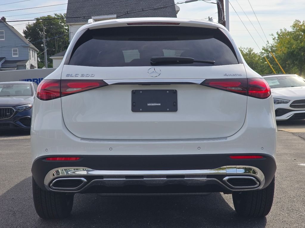 New 2027 Polar White Mercedes-Benz GLC 300 image 25