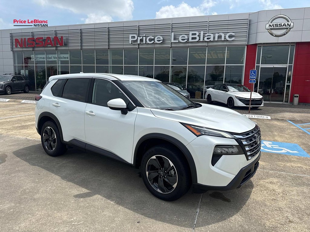 2024 Nissan Rogue SV