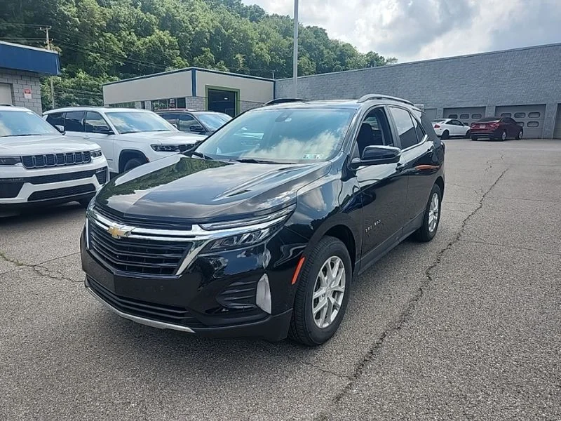 Used 2023 Black Chevrolet LT image 3