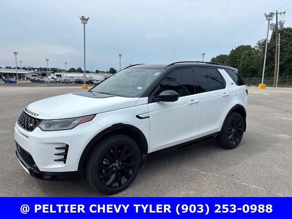Used 2025  Land Rover Dynamic SE image 3