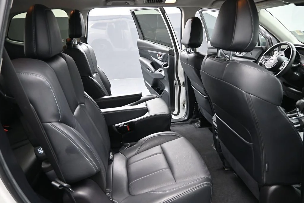 Used 2023 White Subaru Limited image 21