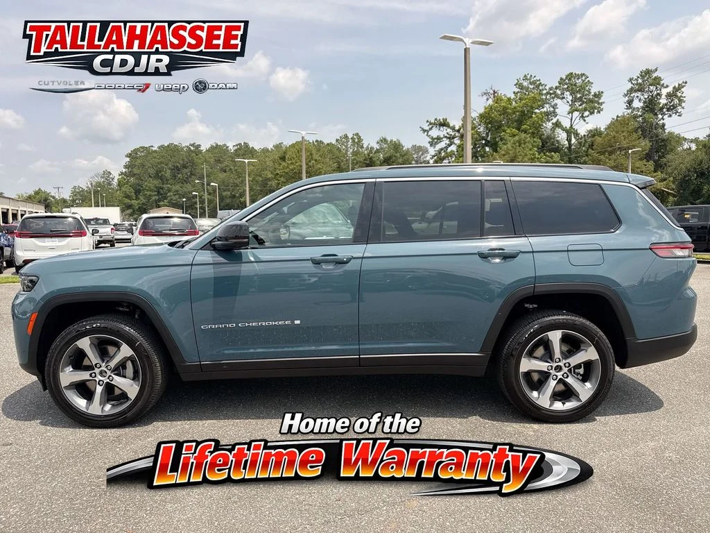 New 2026 Steel Blue Exterior Paint Jeep Limited image 7