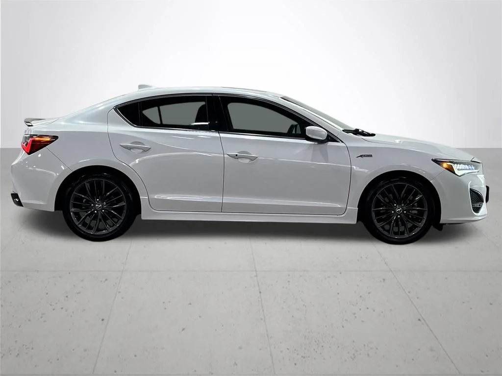 Used 2019 White Acura Technology & A-Spec Packages image 9