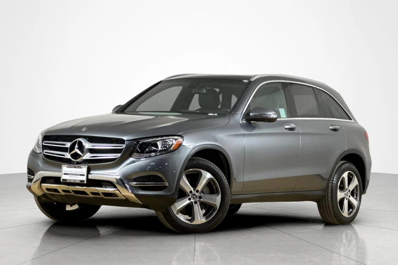 Used 2018 Selenite Grey Metallic Mercedes-Benz GLC 300 image 1