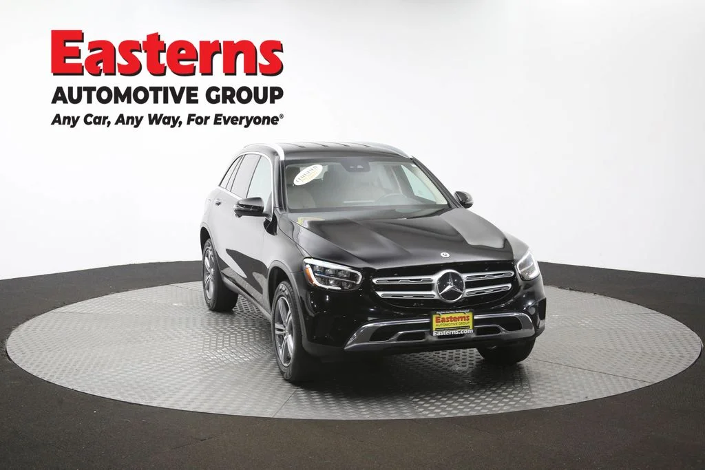 Used 2022 Black Mercedes-Benz GLC 300 image 51