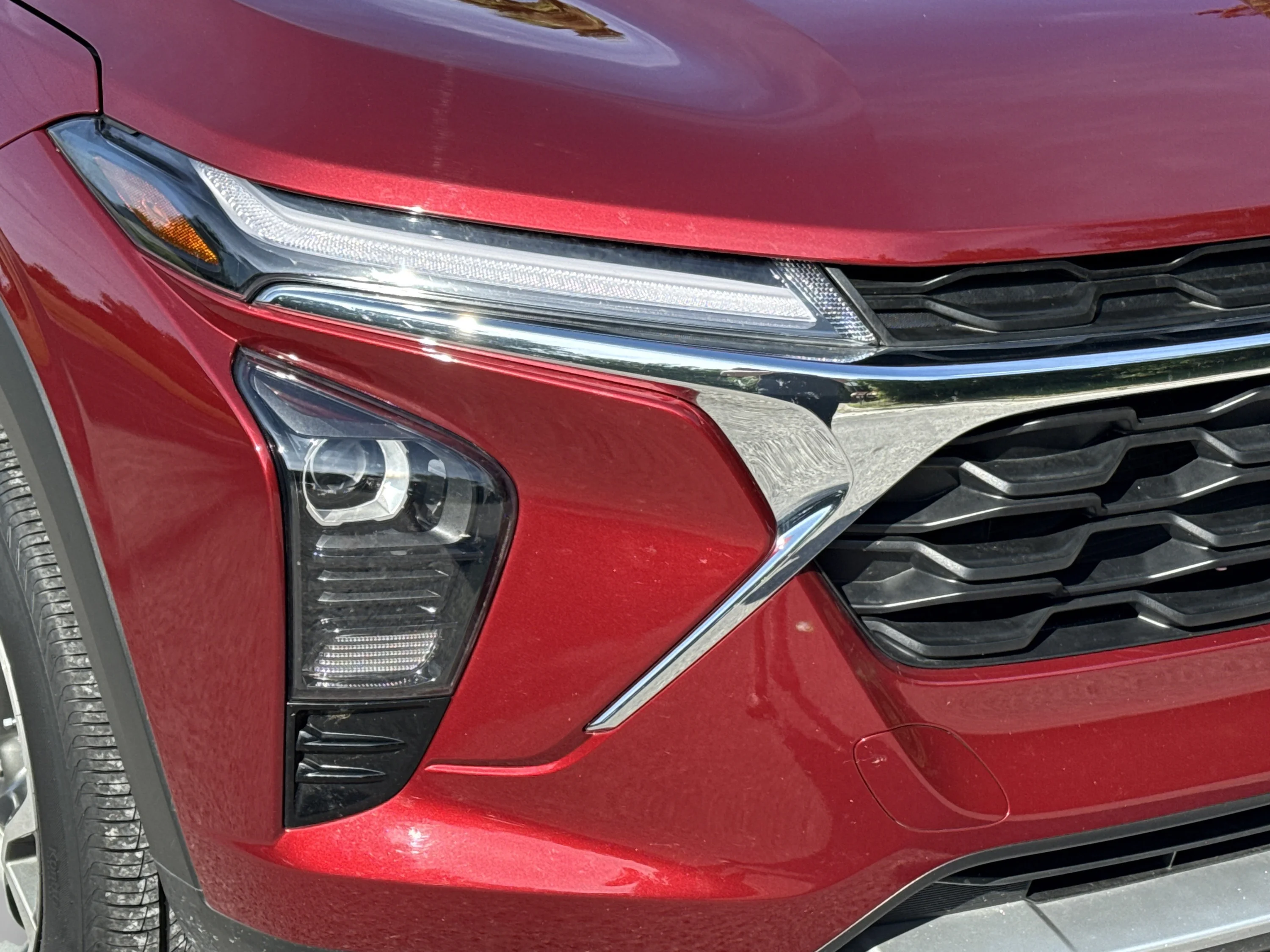 Used 2024 Crimson Metallic Chevrolet LT image 30