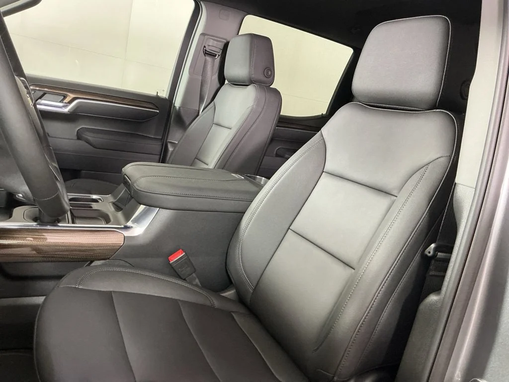 New 2026 Sterling Gray Metallic Chevrolet LT image 4
