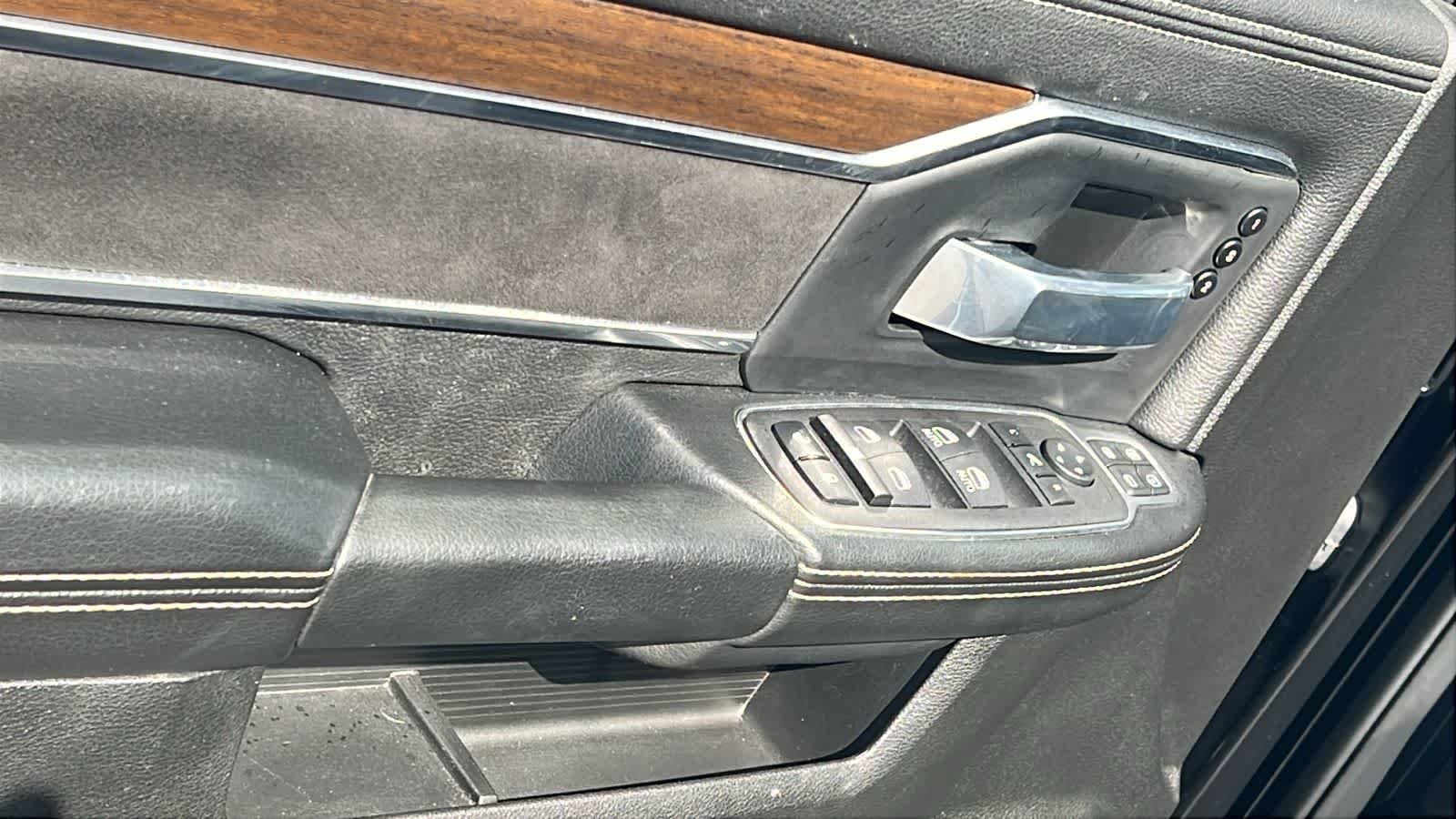 2023 RAM Ram 3500 Pickup Laramie - Photo 22
