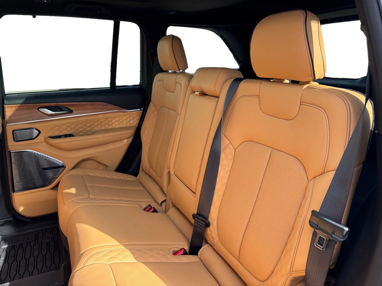New 2026 Bright White Jeep Summit image 16