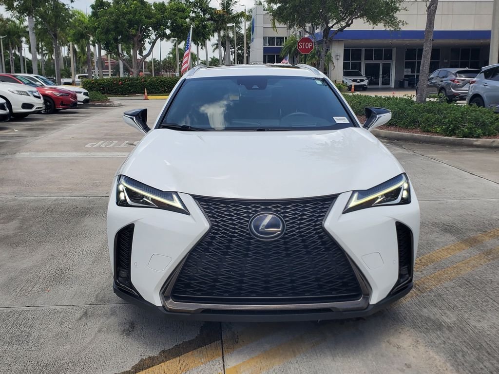 Used 2020 White Lexus 250h F SPORT image 2