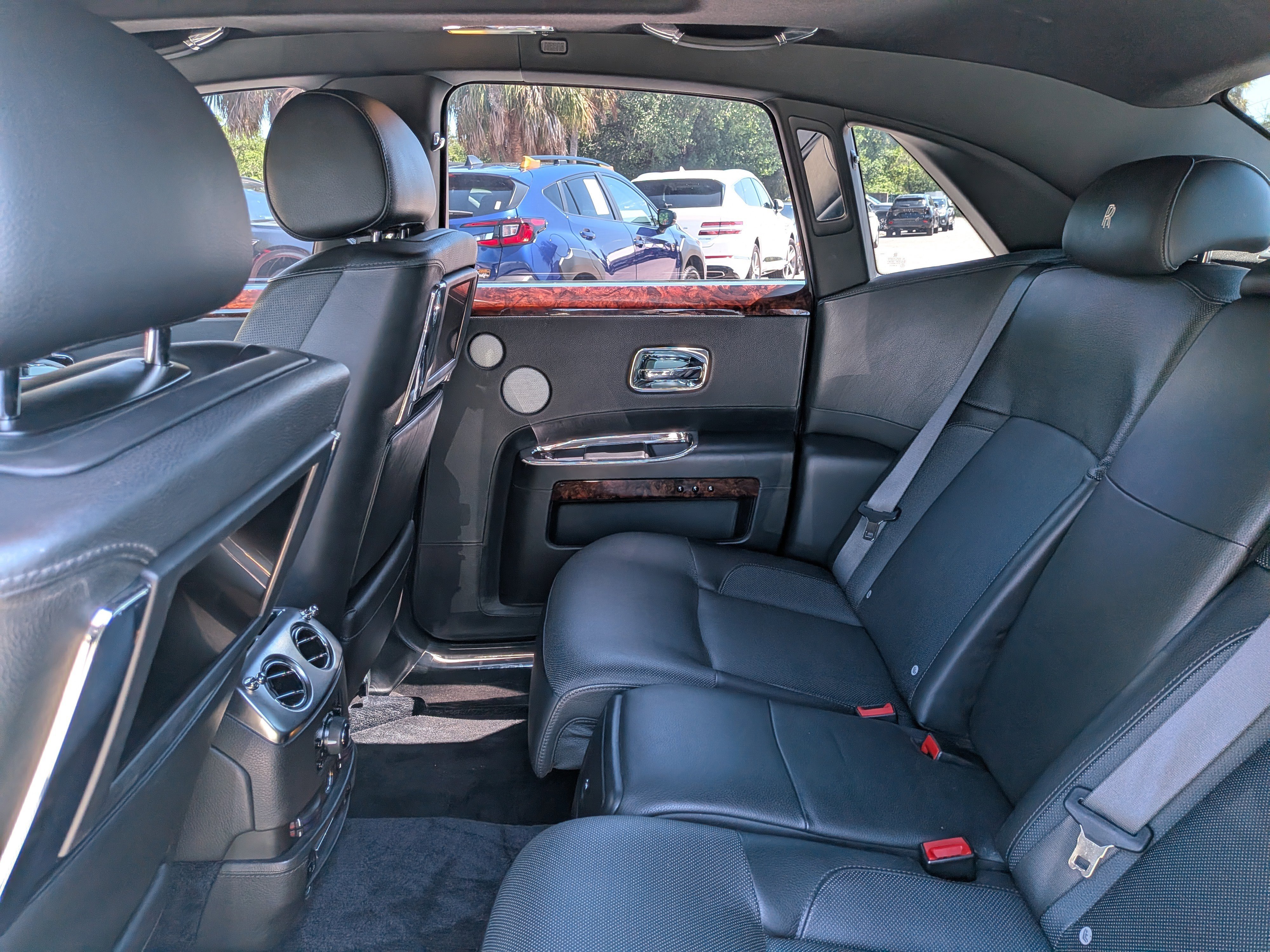 Used 2013 Moonstone Pearl Rolls-Royce Base image 16
