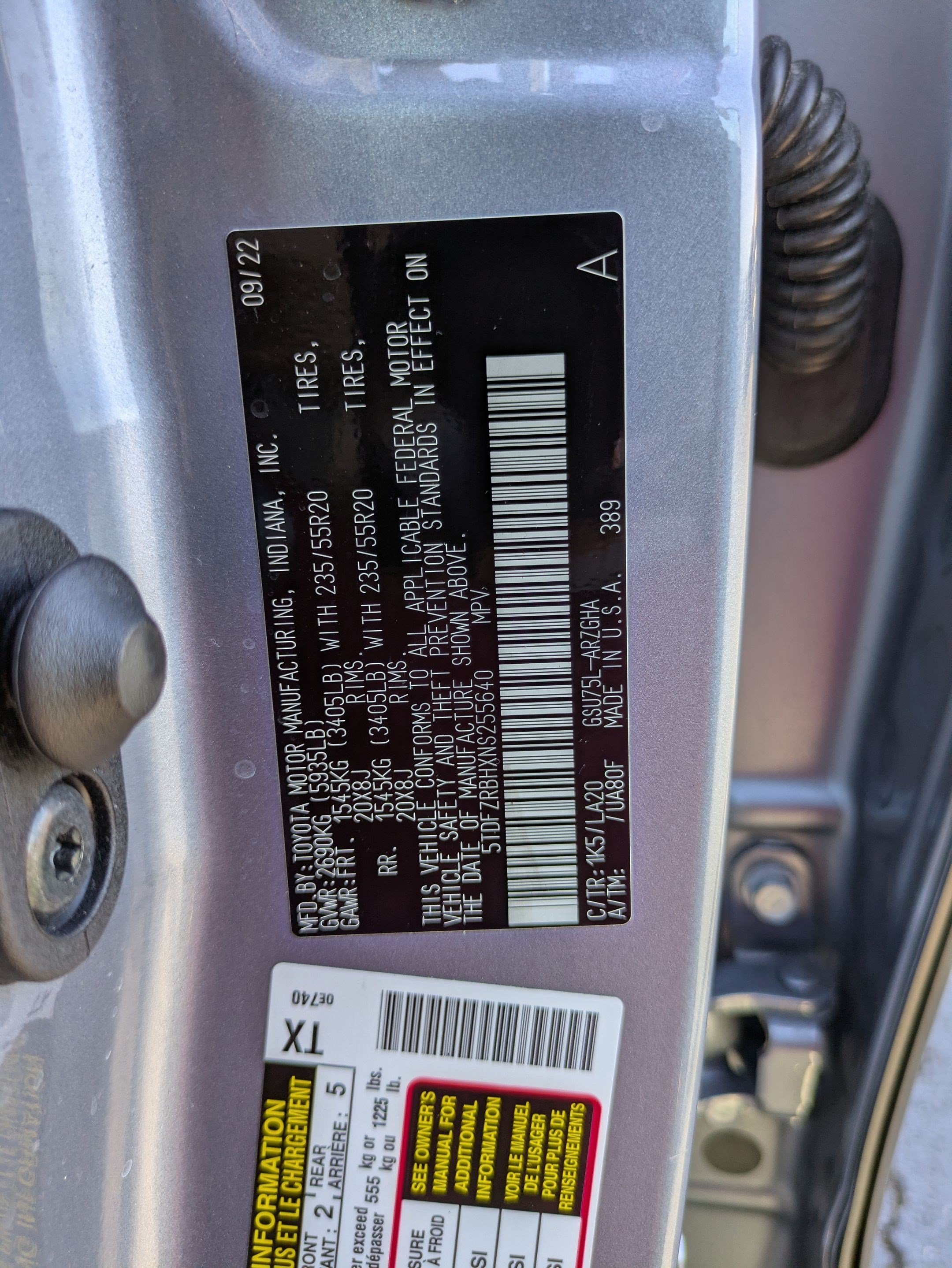 Used 2022 Moon Dust Toyota Platinum image 34