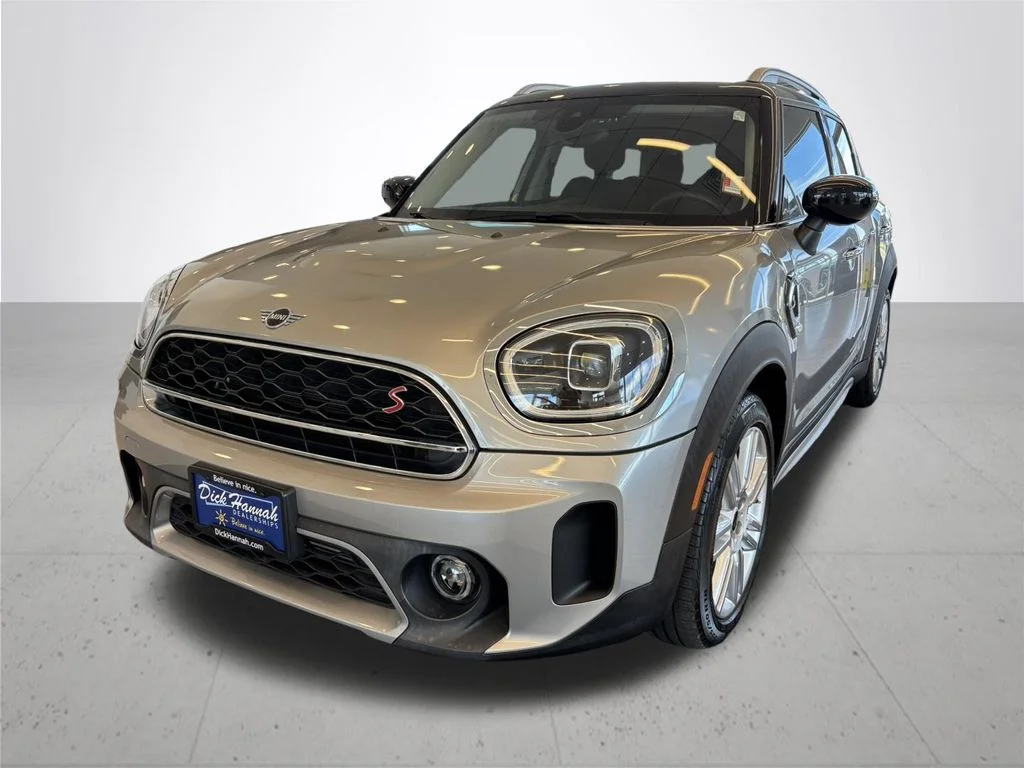 Used 2023 Silver MINI Base image 2