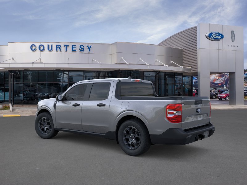 New 2025 Carbonized Gray Metallic Ford XLT image 4