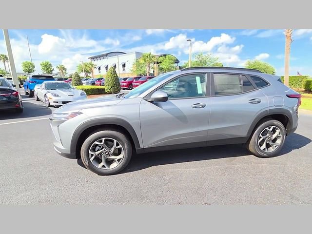 2026 Chevrolet Trax LT - Photo 27