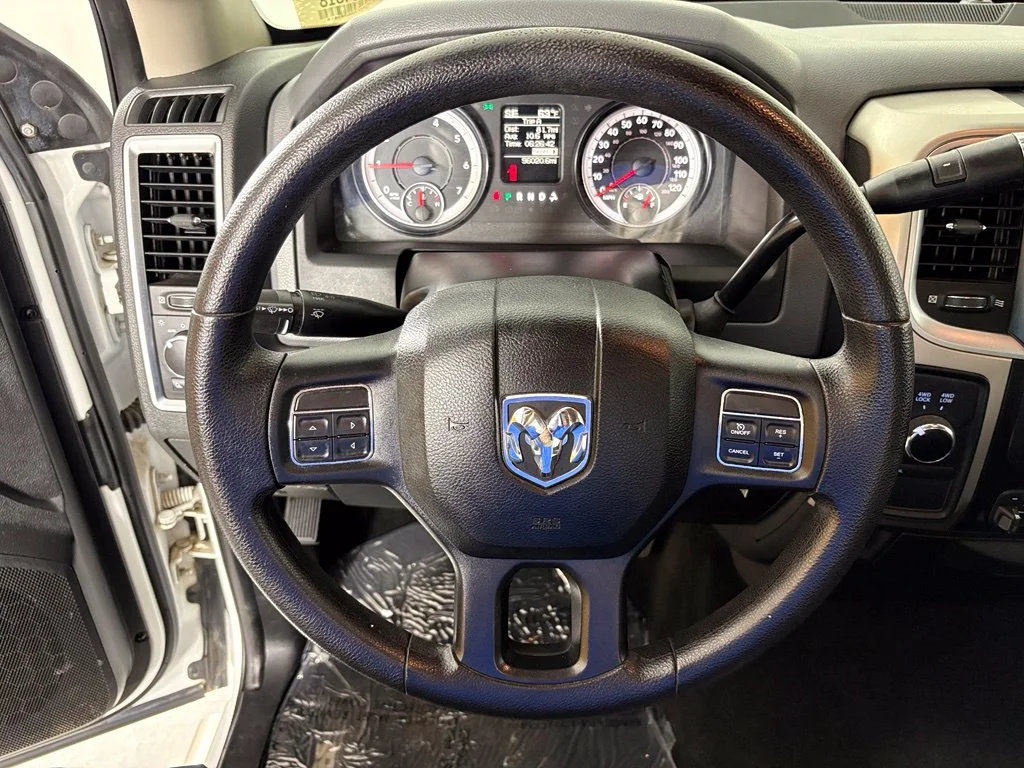 Used 2016 White Ram SLT image 19