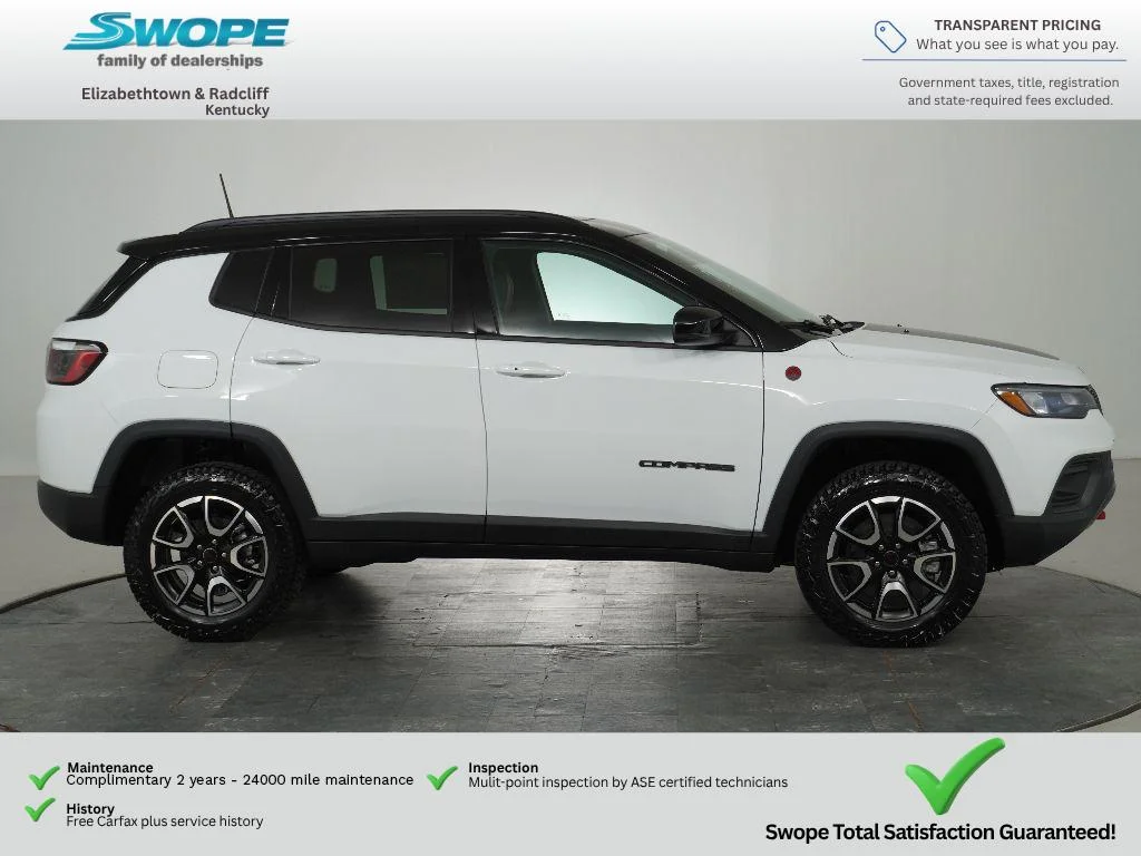 New 2026 Bright White Clear-Coat Exterior Paint Jeep Trailhawk image 2