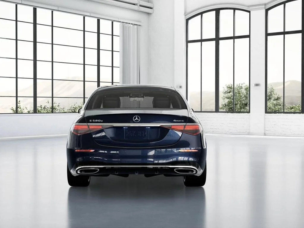 New 2026 Blue Mercedes-Benz S 580e image 25