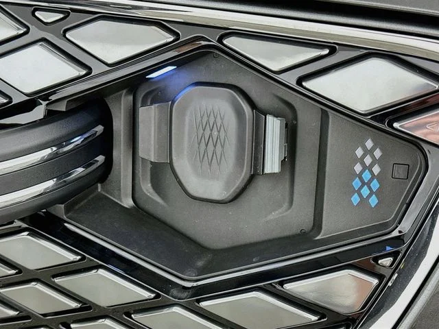 New 2027 Genesis GV70