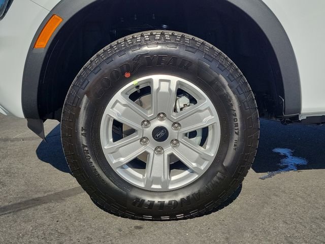 New 2026 Oxford White Ford XL image 21