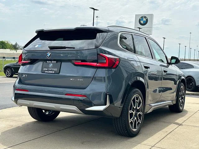 Certified Used 2025 Storm Bay Metallic BMW xDrive28i image 9