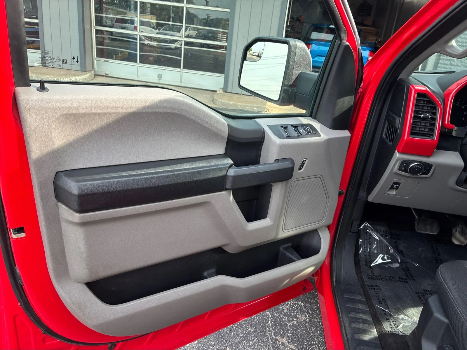 Used 2020 Red Ford XL STX image 18