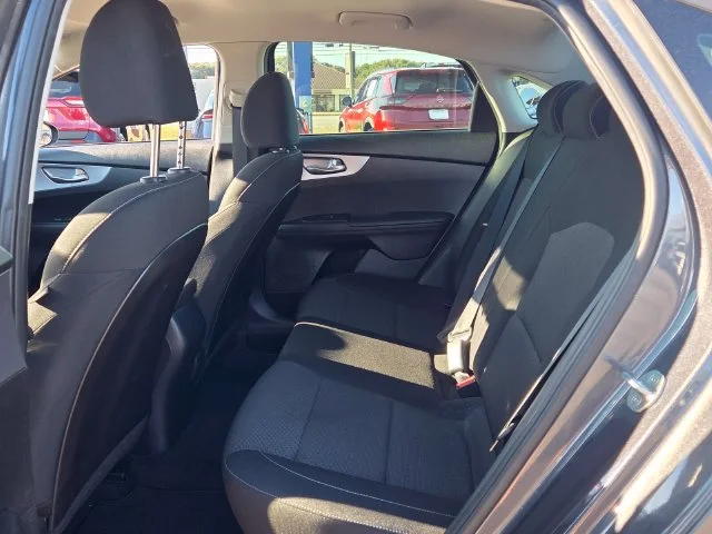 Used 2022 Gray Kia LXS image 11