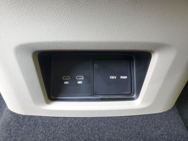 New 2026 White Volkswagen 2.0T SE w/Technology image 12