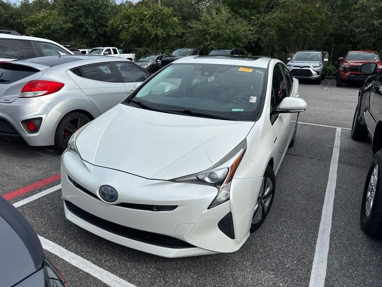 Used 2017 White Toyota Four image 1