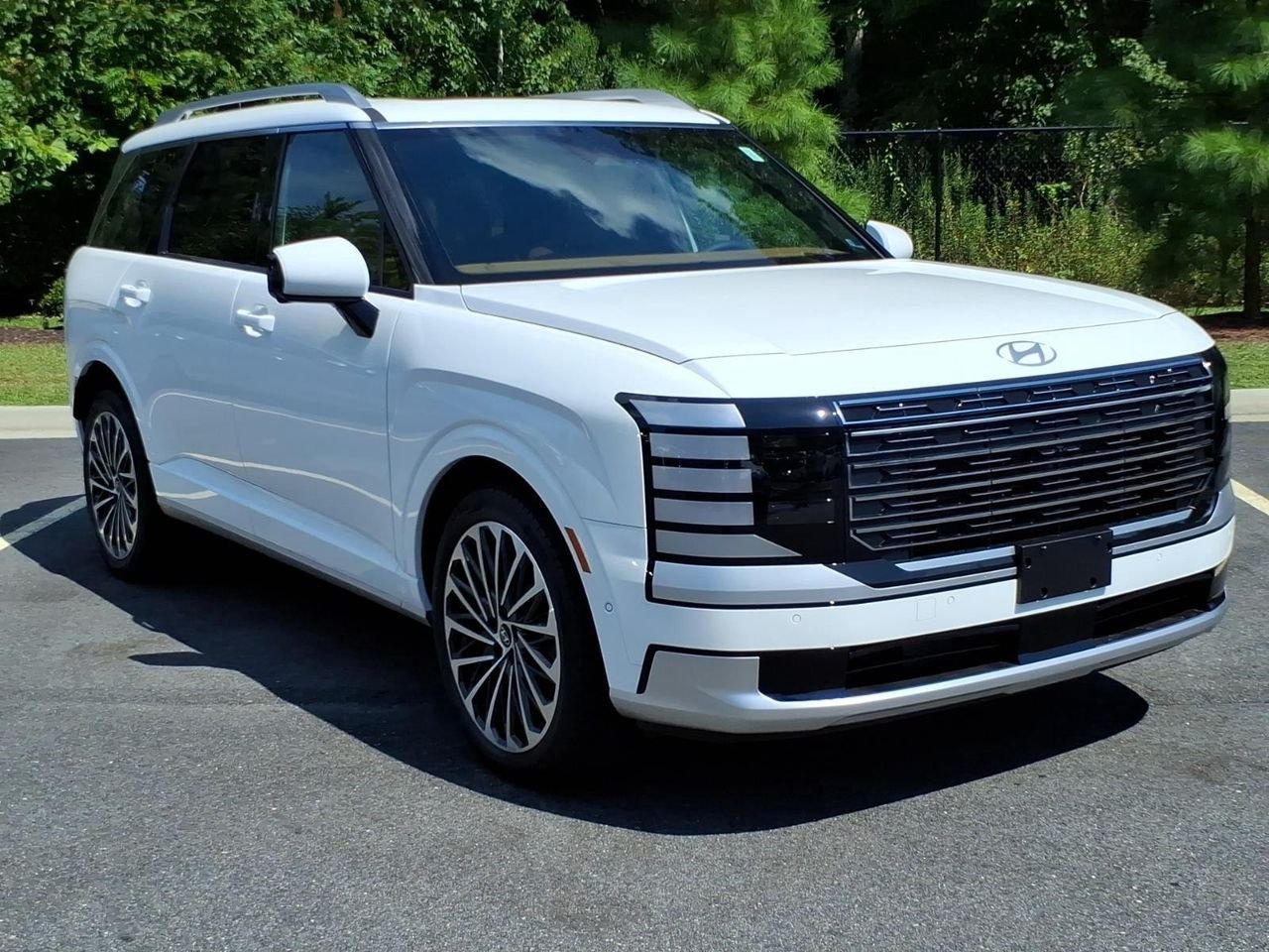 New 2027 Creamy White Pearl Hyundai Calligraphy image 5