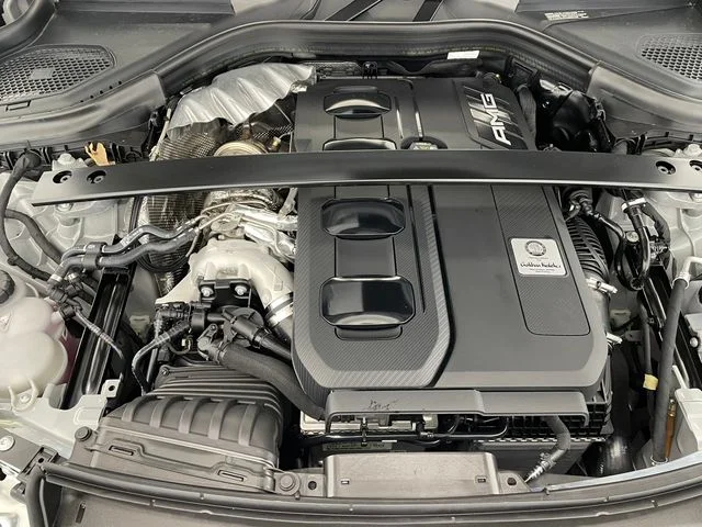 New 2026 MANUFAKTUR Alpine Grey Mercedes-Benz GLC 43 AMG® image 15