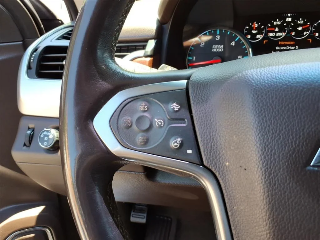 Used 2017 Red Chevrolet Premier image 22