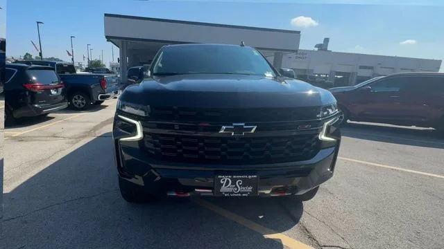 Used 2024 Black Chevrolet 4WD 4dr Z71 image 3
