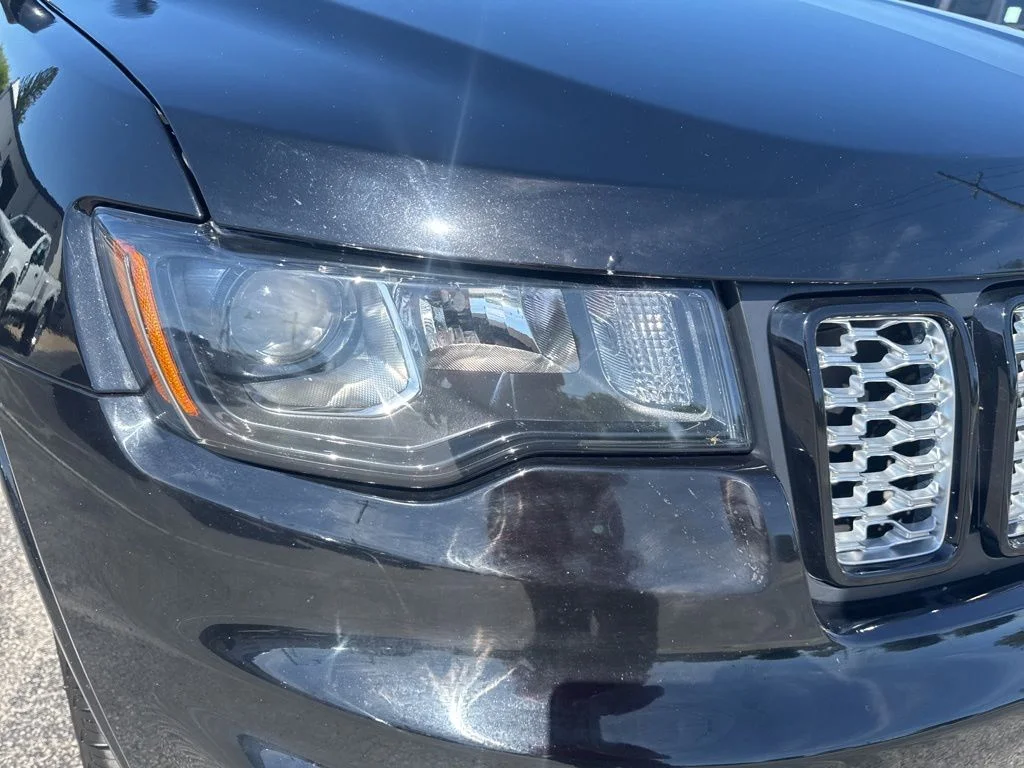 Certified Used 2019 Diamond Black Jeep Altitude image 51