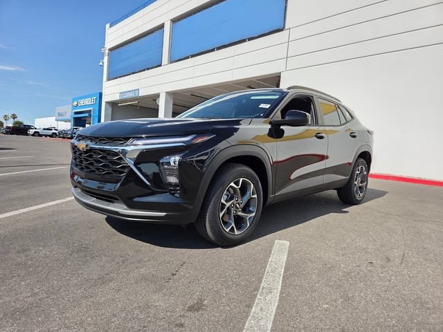 2026 Chevrolet Trax LT - Photo 2