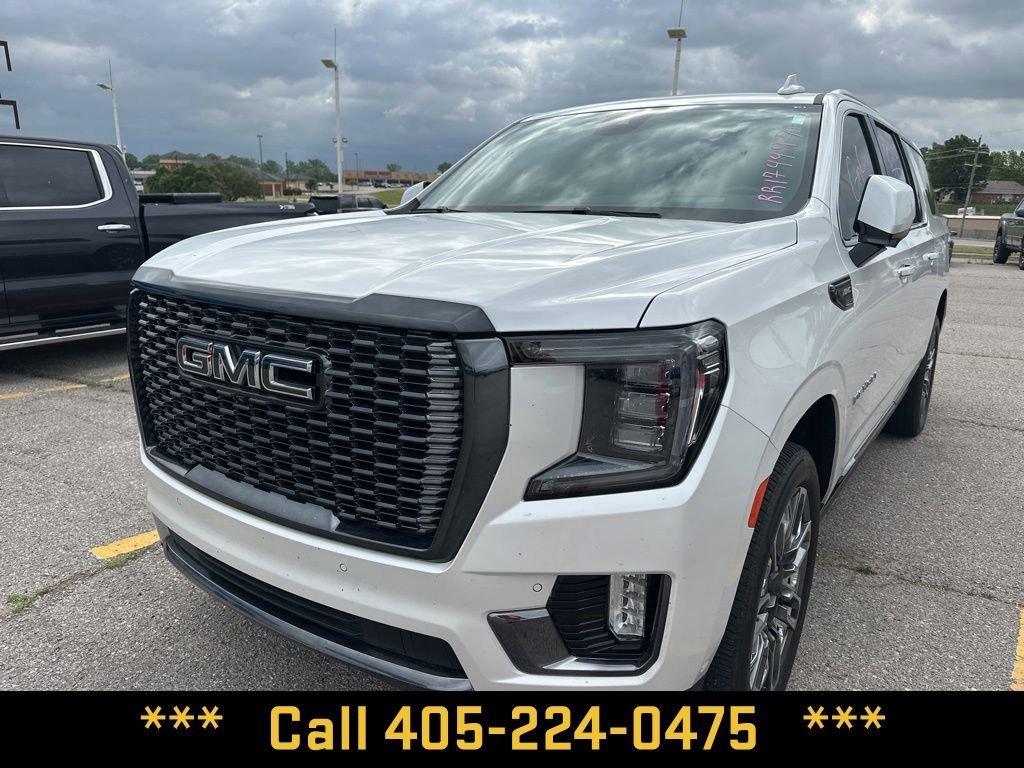 2024 GMC Yukon Denali Ultimate AWD's photo