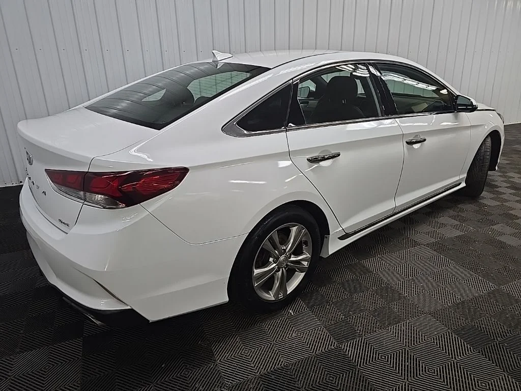 Used 2018 White Hyundai Sport+ image 12