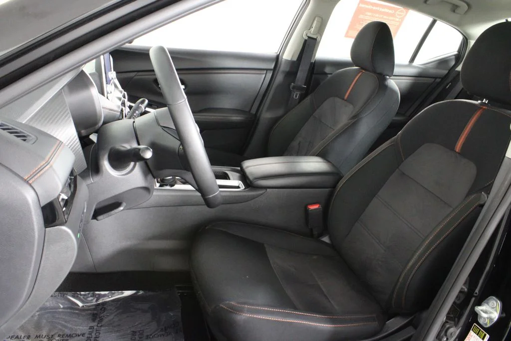 2025 Nissan Sentra SR - Photo 20