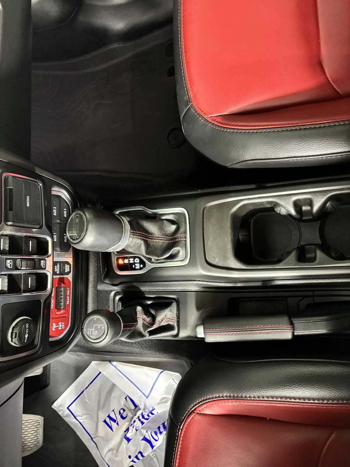 Used 2023 Sting-Gray Clearcoat Jeep Rubicon 20th Anniversary image 21