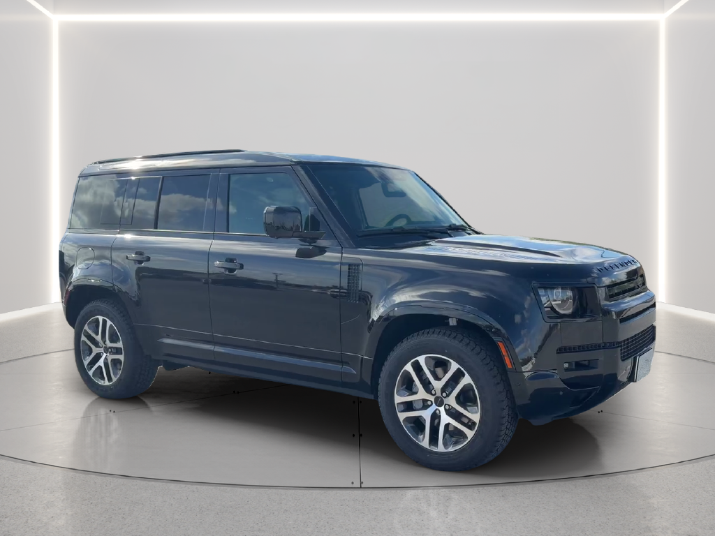 New 2026 Santorini Black Land Rover X-Dynamic SE image 3
