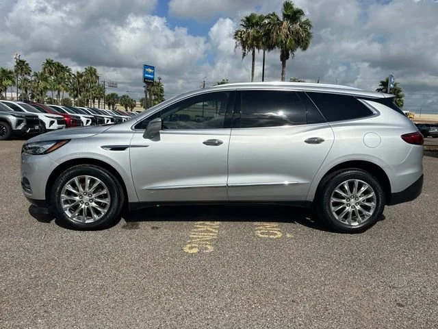 Used 2021 Includes Spectra Gray lower exterior accent color.) Buick Essence image 4