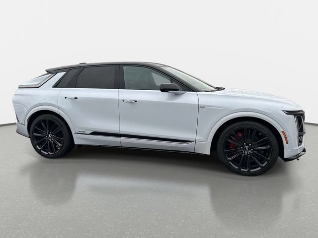 2026 Cadillac LYRIQ V Premium - Photo 7