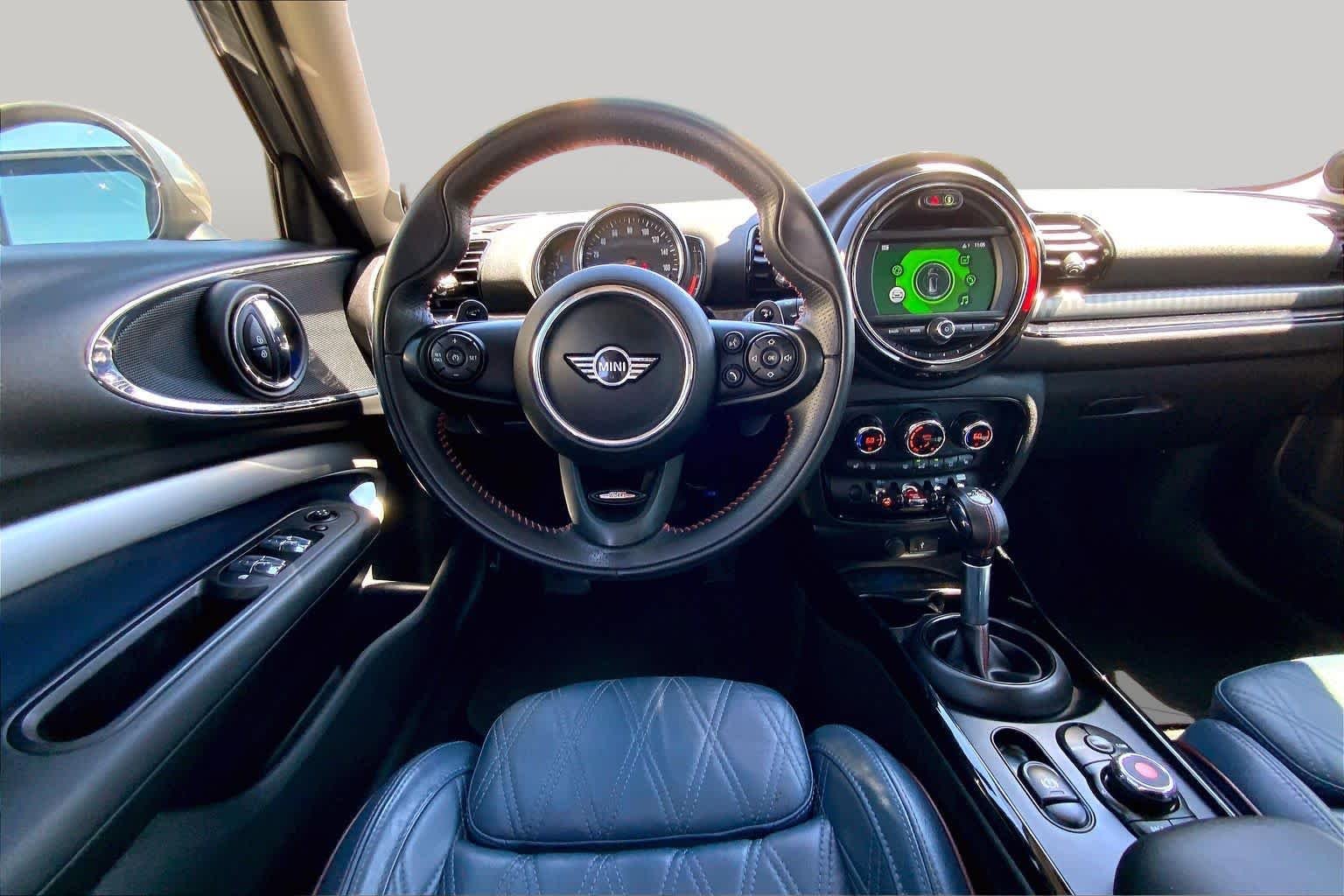 Used 2019 Melting Silver Metallic MINI Cooper S image 5